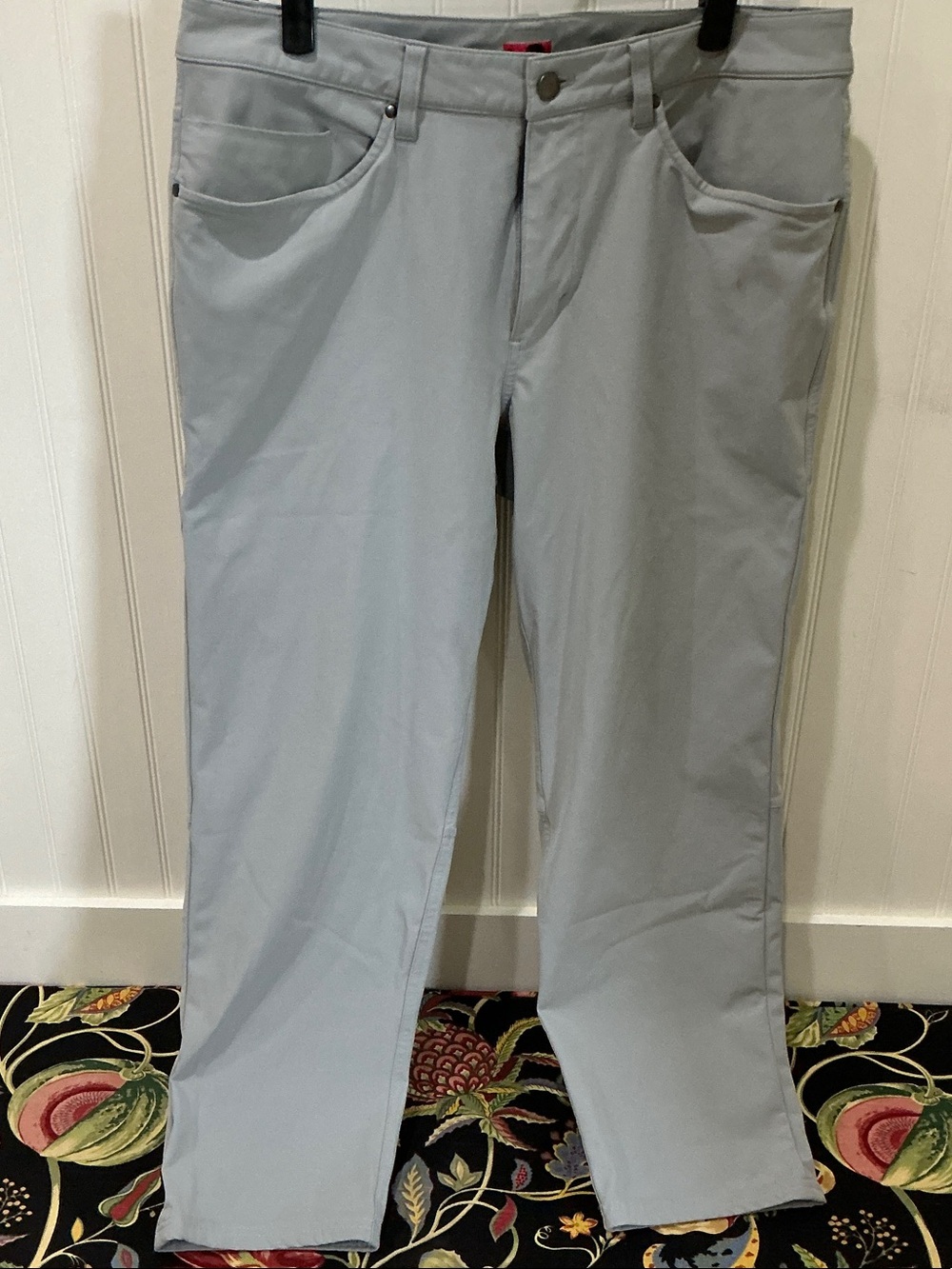 Lululemon Men's Light Gray Casual pants- Classic Straight Fit 32 x 28